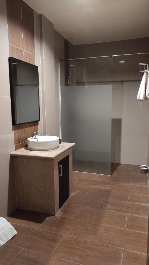 Grand Venetian Hotel Metro Luaran gambar